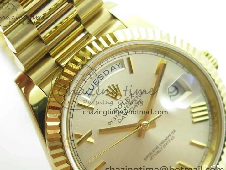 0116 Day-Date 40mm 228239 BP New Dial Version 904 YG Silver Roman Markers Dial on SS President Bracelet A Popular 2806